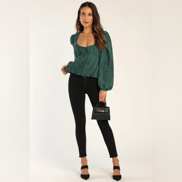 NWT Lulu’s Spread the Cheer Emerald Textured Square Neck Long Sleeve Top (L) - Picture 4 of 13